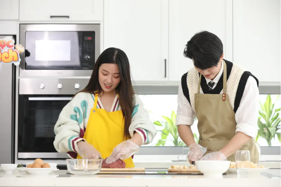 TikToker Đi C&ugrave;ng Ph&uacute;c đảm nhận vị tr&iacute; Ban gi&aacute;m khảo trong chương tr&igrave;nh &ldquo;Chinh Phục Thực Kh&aacute;ch&rdquo;
