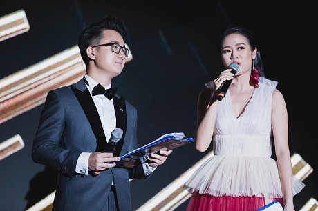 Dương Sơn Lâm nhịp cầu truyền cảm hứng tại Gala Wechoice Awards