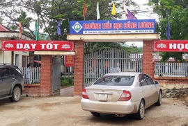 Công an Thanh Hóa thông tin vụ xông vào trường đâm chém 6 cô trò thương vong