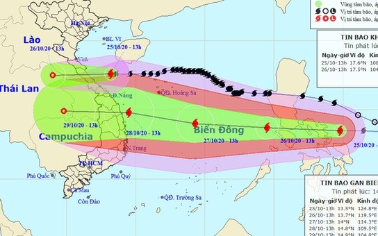 Bão Molave giật cấp 15 chồng bão số 8 vào miền Trung