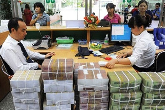 Thu nhập nhân viên Big4: Một ngân hàng giảm 22%, VCB tăng mạn