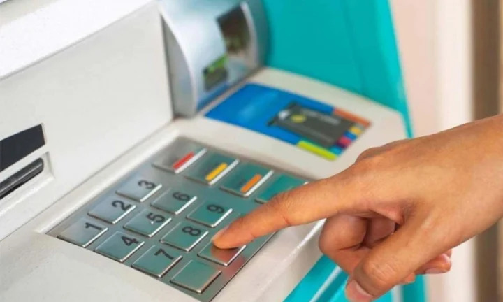 Quên mật khẩu thẻ ATM, làm cách nào lấy lại?