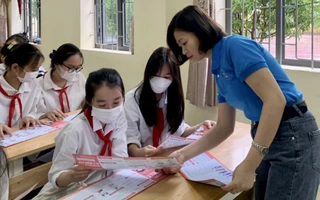 Đề xuất giảm mức đóng BHYT cho học sinh