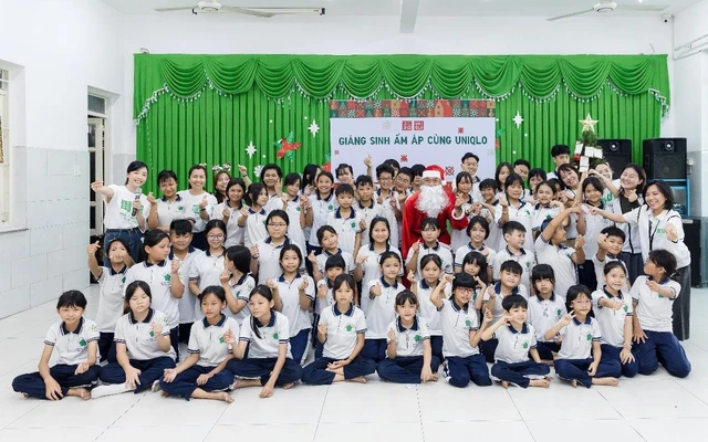 Giáng sinh đặc biệt của hơn 250 trẻ em có hoàn cảnh khó khăn tại TPHCM